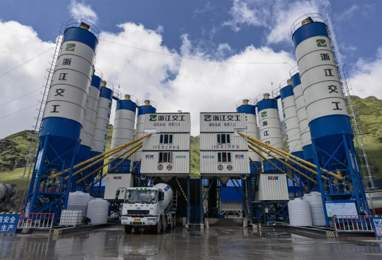 Завод по производству бетона Zhejiang Jiaogong 2HZS120