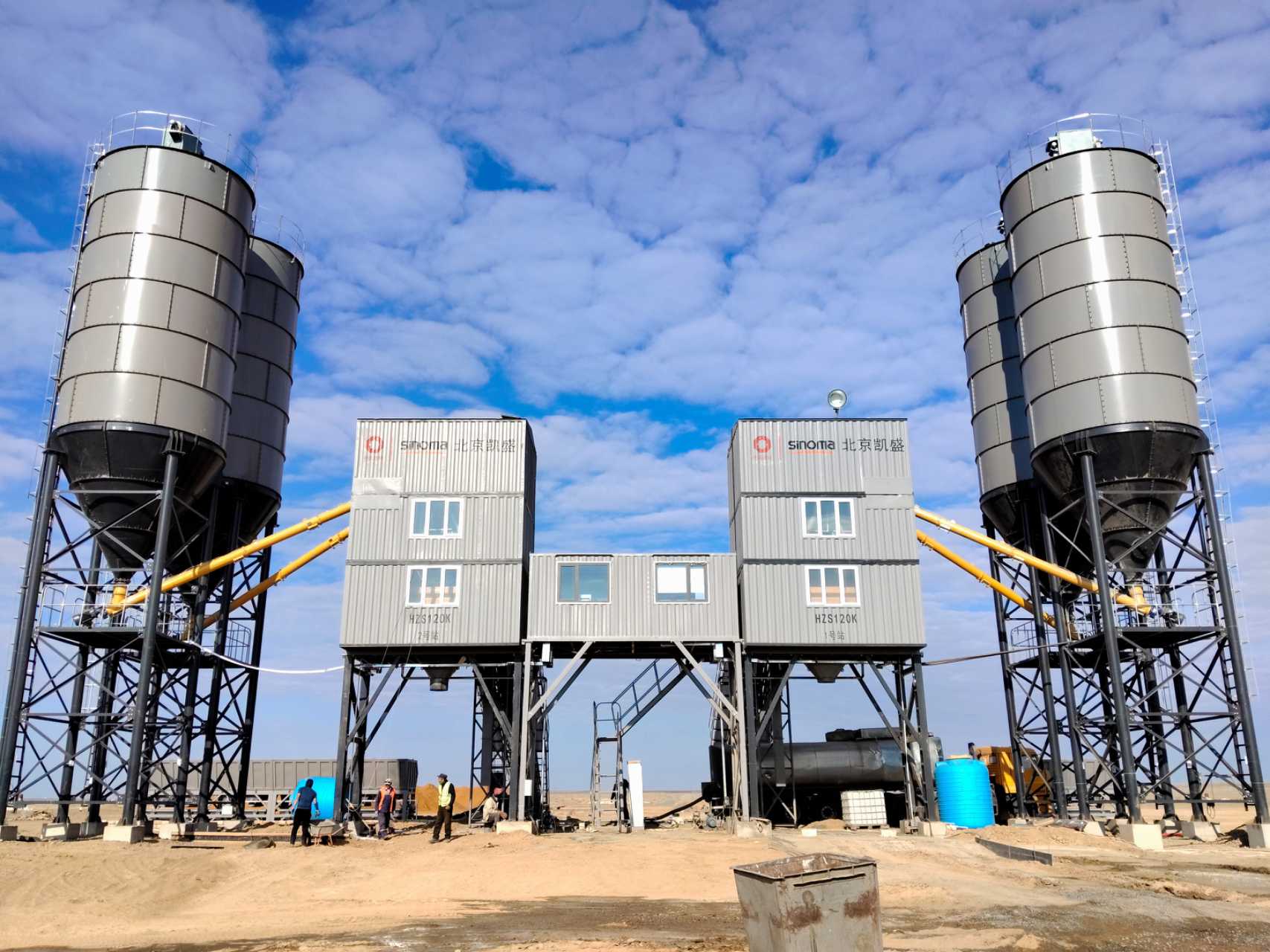 Поставка бетоно-смесительной установки HZS120 в Казахстан